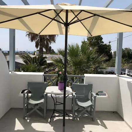 Hotel Blackcoast Santorini *