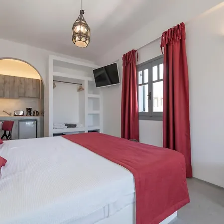 Blackcoast Santorini Hotel