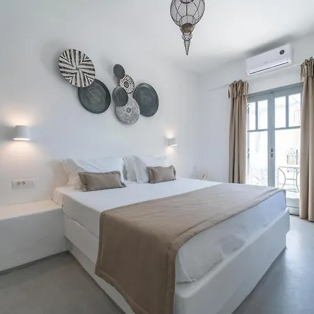 Hotel Blackcoast Santorini *